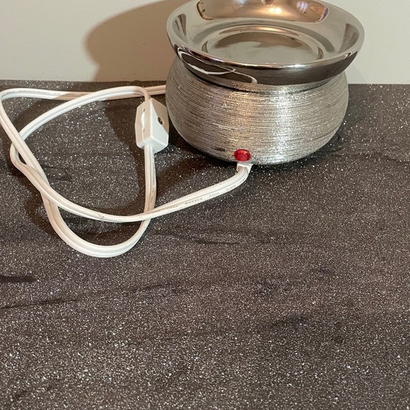 🍁 ( NWOT )Yankee Candle Wax Melt Warmer - Picture 1 of 7